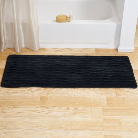 Large-Sized, Memory Foam Bath Mat in Black
